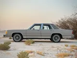 Ford Crown Victoria 1998 V8